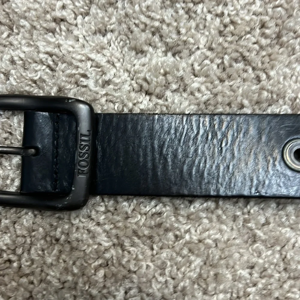 Fossil belt, dark brown sz 32 full grain cowhide